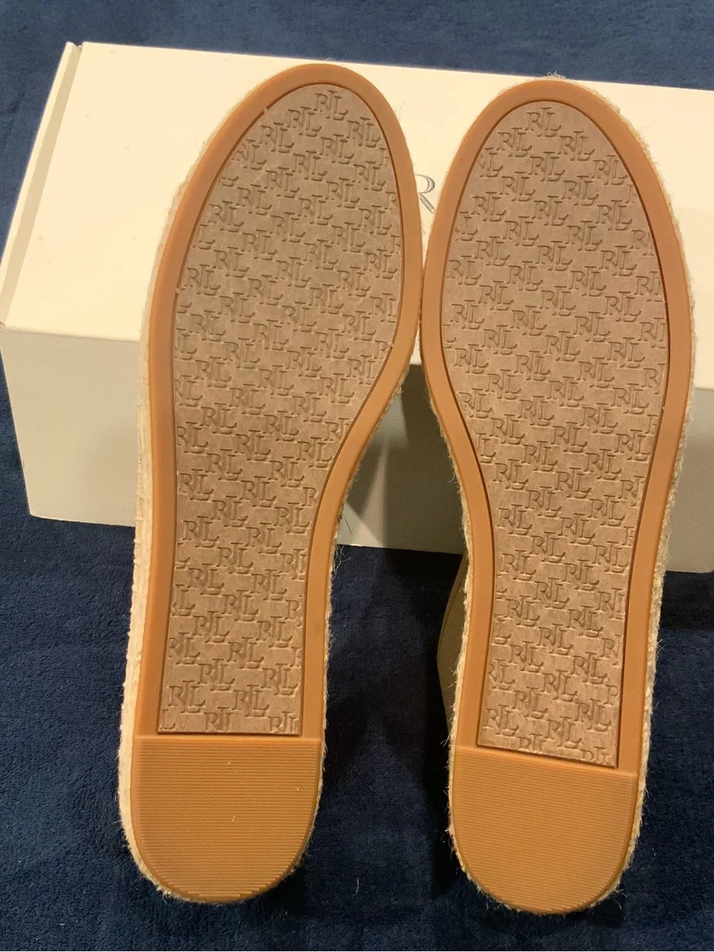 Ralph Lauren Beige Canvas Espadrille Flats- Women’s size 11